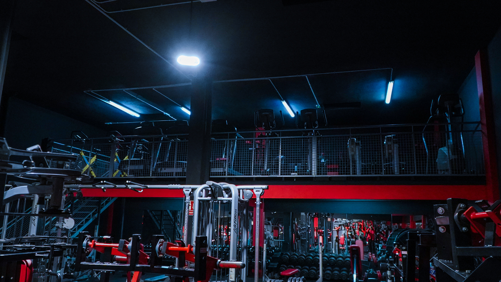 Máquinas de entrenamiento en Titan Fit Club, gimnasio en Arrecife Las Palmas.